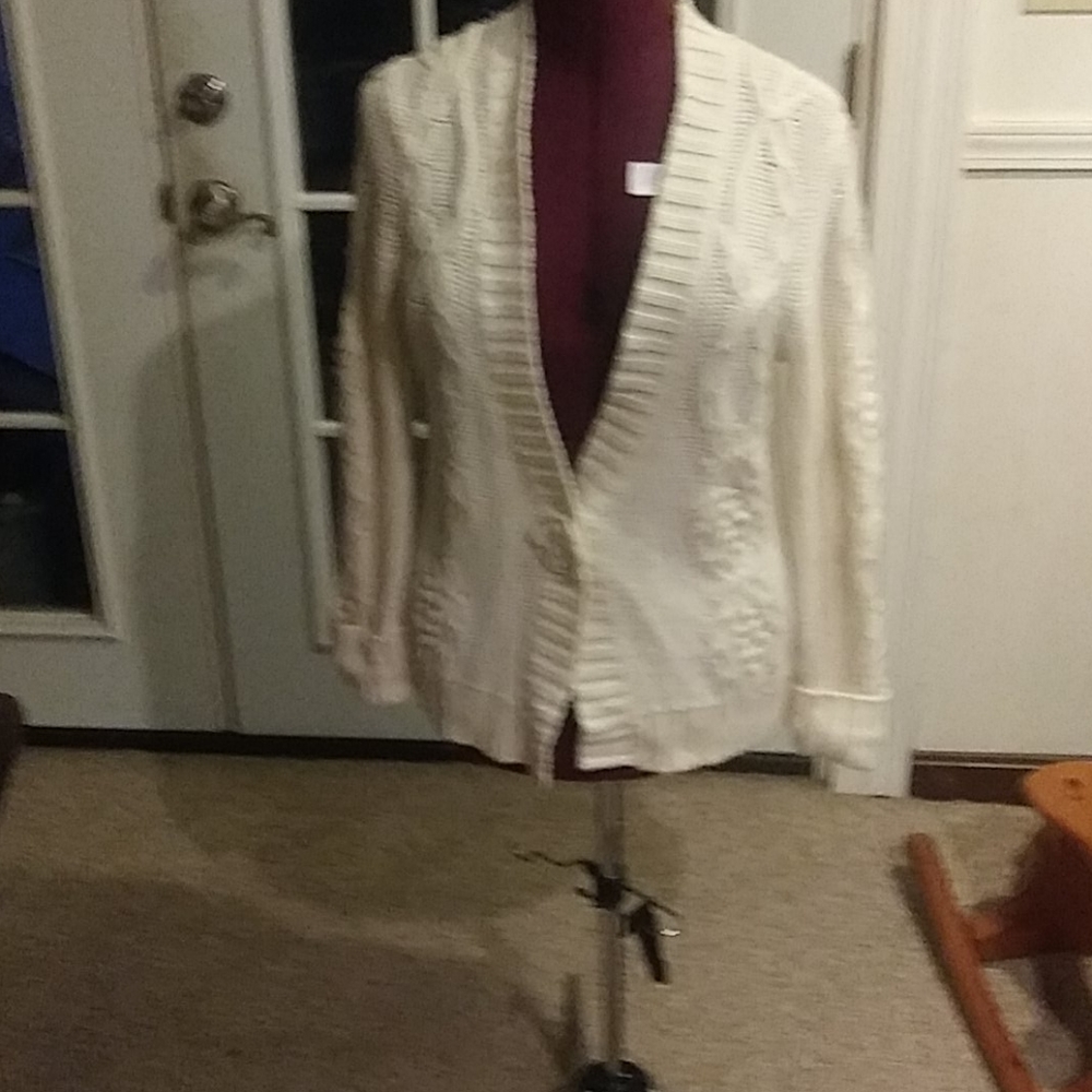 White knit cardigan 13